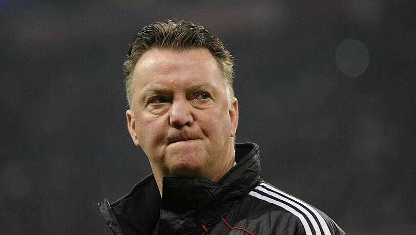 Harte Zeiten für Bayern-Trainer Louis van Gaal. Harte Zeiten für Bayern-Trainer Louis van Gaal.