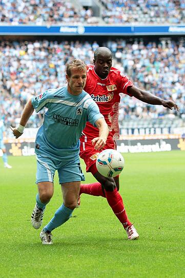 STEFAN AIGNER: Der Turbodribbler bereitete Vollands Tor herrlich vor. Und dann sein Kopfball zum 3:1: Vom Feinsten. Note 2