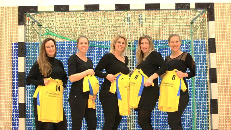 Baby Boom beim MTSV Schwabing. Gleich sechs Spielerinnen der 1. und eine der 2. Mannschaft wurden gleichzeitig schwanger.