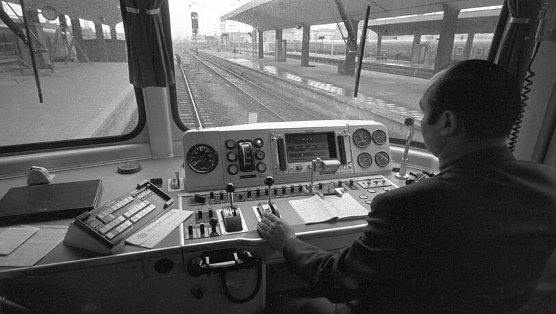 Die S-Bahn im Probebetrieb 1972. Die S-Bahn im Probebetrieb 1972.