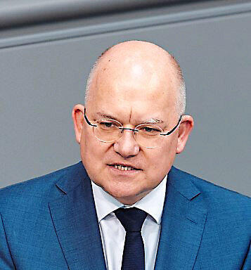 Sebastian Brehm sitzt seit sieben Jahren für die CSU im Bundestag. Sebastian Brehm sitzt seit sieben Jahren für die CSU im Bundestag.