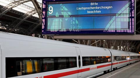 Die weltweite Welle von Cyber-Attacken hat auch die Deutsche Bahn getroffen.