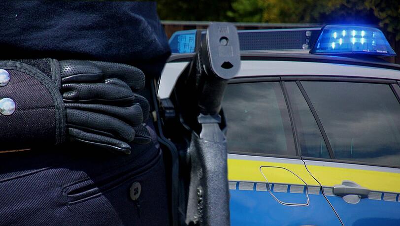 Die Polizei schoss drei Mal. (Symbolbild)