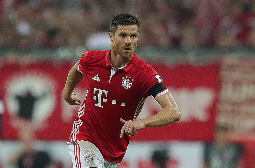 Xabi Alonso - Note 3: Um Ordnung im Bayern-Spiel bemüht. Erste Anspielstation und damit Initiator fast aller Angriffe. Erlaubte sich kaum Fehler.