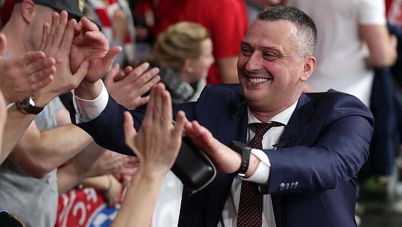 Er kann sich feiern lassen: Bayern-Coach Dejan Radonjic und sein Team haben noch immer eine Chance auf die Euroleague-Playoffs.
