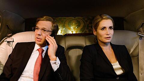 Kai Wiesinger und Anja Kling als Ehepaar Wulff in "Der Rücktritt"