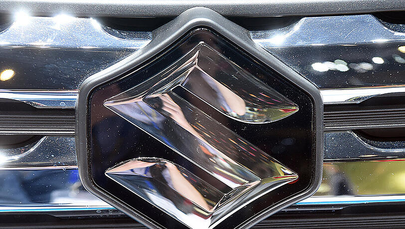 Der japanische Kleinwagenspezialist Suzuki soll bei Verbrauchstests manipuliert haben. Foto: Uli Deck/Illustration Der japanische Kleinwagenspezialist Suzuki soll bei Verbrauchstests manipuliert haben. Foto: Uli Deck/Illustration