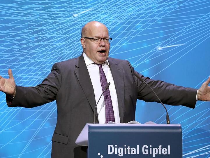 Bundeswirtschaftsminister Peter Altmaier (CDU) will zu einem Krisentreffen wegen der wirtschaftlichen Folgen des Coronavirus laden.