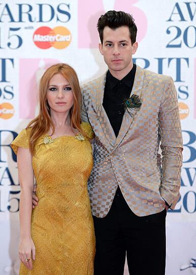 Brit Awards 2015: Die heißesten Auftritte vom roten Teppich mit Rita Ora, Taylor Swift und den ehemaligen Spice Girls...