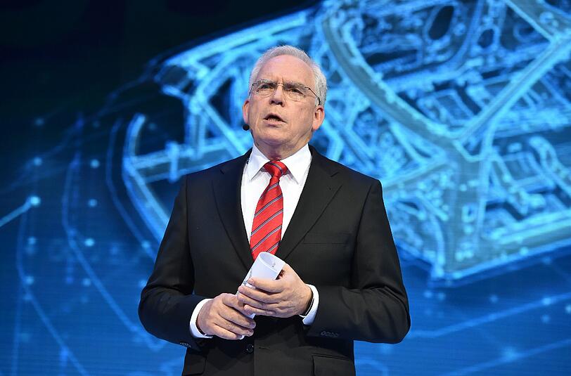 In Erklärungsnot: Der ehemalige VW-Enwicklungschef Ulrich Hackenberg