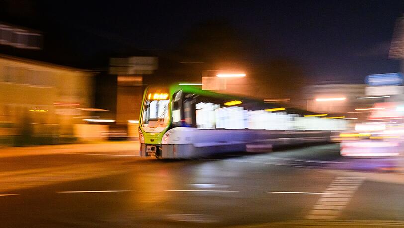 Der Preis fürs Deutschlandticket steigt. (Archivbild) Der Preis fürs Deutschlandticket steigt. (Archivbild)