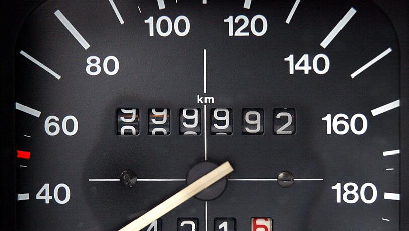 Jeder Dritte wird manipuliert: Der Auto-Tacho. Jeder Dritte wird manipuliert: Der Auto-Tacho.