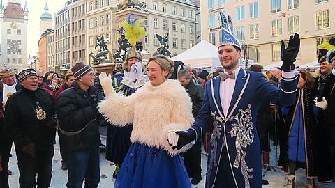 Stephan I. und Samantha I. sind das amtierende offizielle M&uuml;nchner Prinzenpaar, ausgew&auml;hlt von der Faschingsgesellschaft Narrhalla.