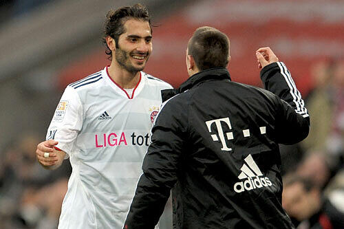 Hamit Altintop wird wahrscheinlich noch Montag seinen Vertrag bei Real unterschreiben.