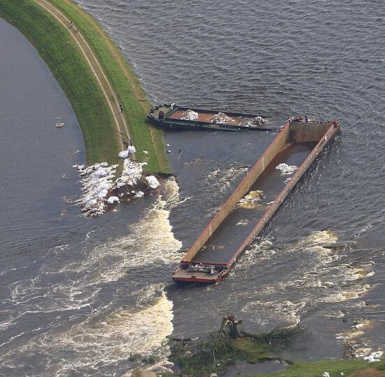 Die aktuellen Bilder vom Deich bei Fischbeck.