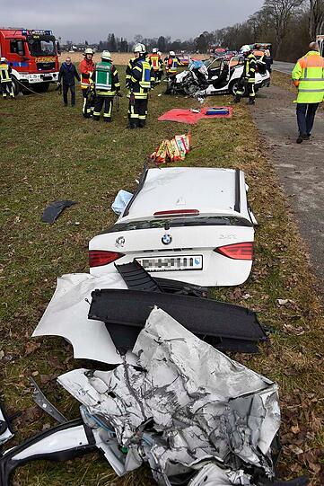 Bilder vom Unfallort in Sauerlach.