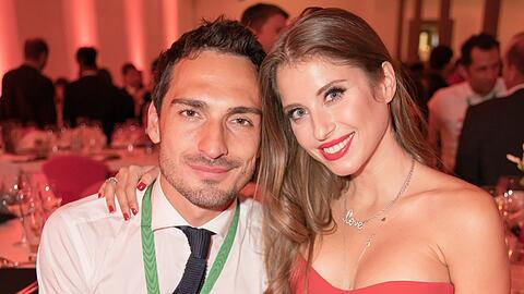 Mats Hummels und Cathy Hummels traten 2015 vor den Traualtar. Ihr gemeinsamer Sohn Ludwig kam 2018 zur Welt.