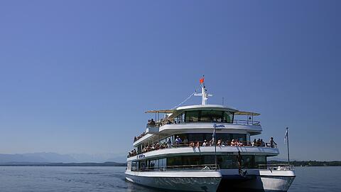 Landratten ahoi: Auf dem Starnberger See lupfen die Schiffe wieder ihre Anker.