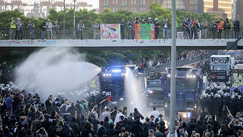 Auseinandersetzungen zwischen Polizei und Demonstranten: Die Lage in Hamburg eskalierte am Donnerstag.