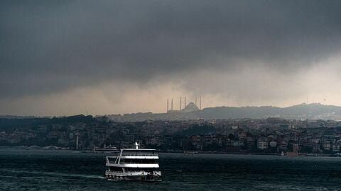 Starke Regenf&auml;lle sorgen in Istanbul f&uuml;r &Uuml;berschwemmungen. (Archivbild)
