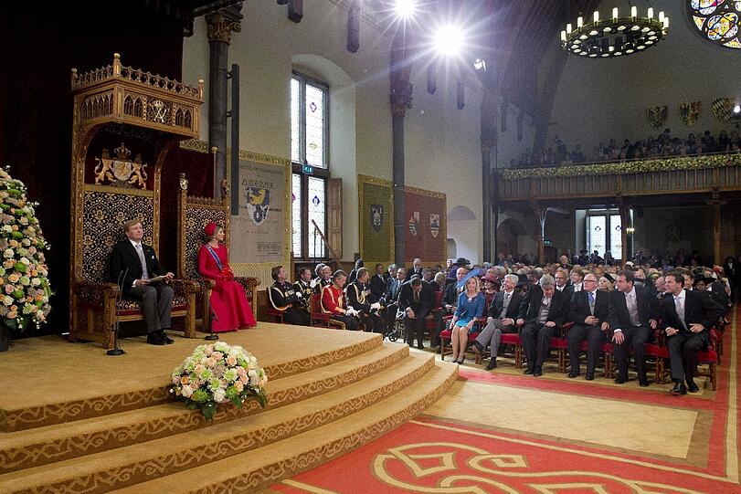 König Willem-Alexander gedenkt am "Prinjesdag" der Opfer von MH17.