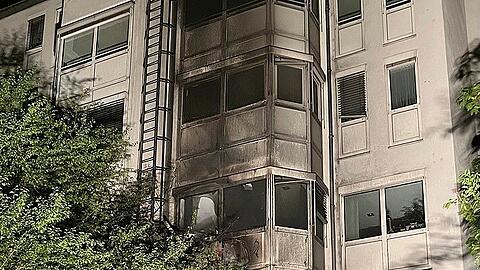 Am Sendlinger-Tor-Platz hat in der Montagnacht ein Bekleidungsgeschäft gebrannt.