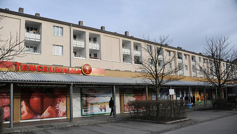 Drei Mal wurde die Tengelmann-Filiale in Freimann 2012 überfallen. Drei Mal wurde die Tengelmann-Filiale in Freimann 2012 überfallen.