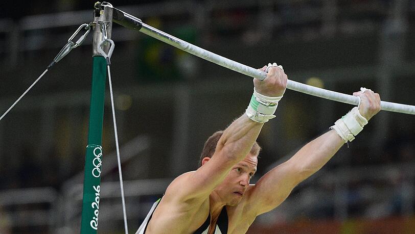 Rio 2016 steht an den Pfosten des Olympia-Recks. Diese Erinnerung an seinen Gold-Triumph will Fabian Hambüchen mit nach Wetzlar nehmen. Rio 2016 steht an den Pfosten des Olympia-Recks. Diese Erinnerung an seinen Gold-Triumph will Fabian Hambüchen mit nach Wetzlar nehmen.
