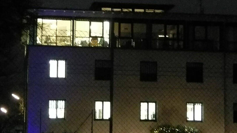 Am Abend wurde noch diskutiert in der Geschäftsstelle des TSV 1860 München.