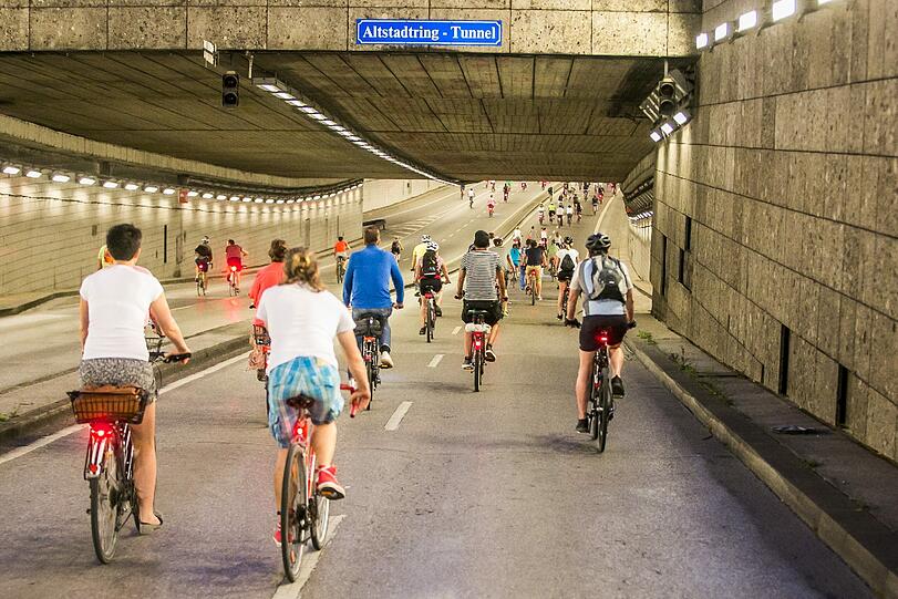 Über 16.000 Münchner waren bei der siebten Radlnacht dabei. Die Bilder.