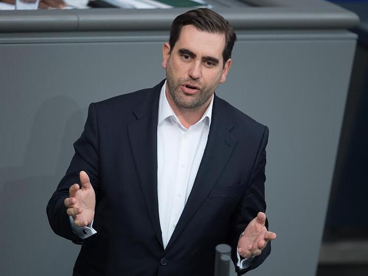 Der stellvertretende FDP-Fraktionschef Frank Sitta während einer Rede im Bundestag. Foto: Soeren Stache/Archiv