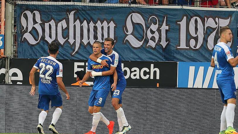Bochum fügt Hannover den ersten Dämpfer zu. Bochum fügt Hannover den ersten Dämpfer zu.