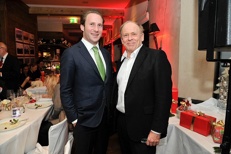 Artdeco-Chef Helmut Baurecht mit seinem Sohn Matthias - Prominente Weihnachtsstimmung auf der Artdeco-Weihnachtsfeier beim Käfer.