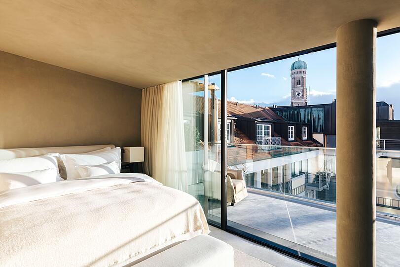 Man hat direkt einen Blick auf die frischrenovierte Frauenkirche