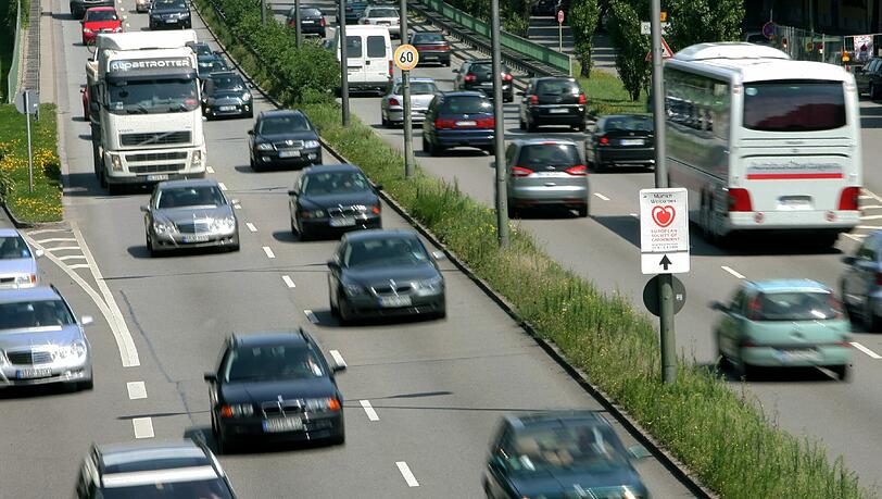 Auch so ein Problemfall: die Landshuter Allee. 2013 wurde hier der Grenzwert für Feinstaub 39 Mal überschritten.