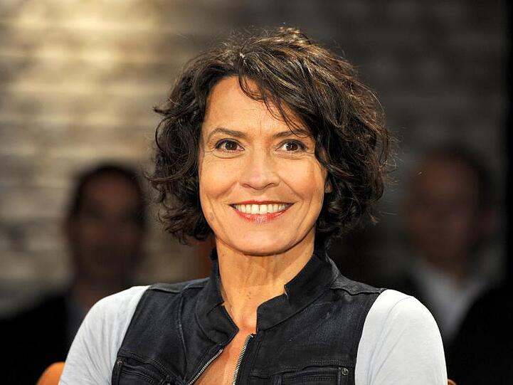 Die Schauspielerin Ulrike Folkerts macht fröhlich weiter als "tatort"-Kommissarin.