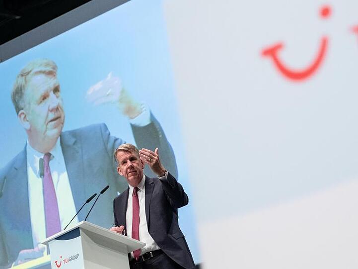 Der Vorstandsvorsitzende der Tui Group, Friedrich Joussen, spricht bei der Hauptversammlung der Tui AG.