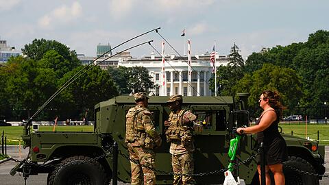 Trump begründet den Truppeneinsatz mit angeblich ausufernder Kriminalität - die Statistiken geben das indes nicht her.