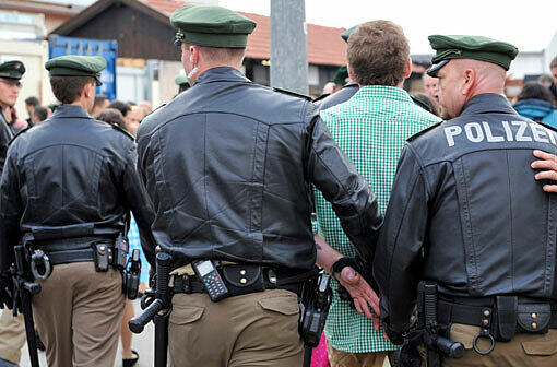 1522 Delikte geschahen auf der Festwiese, das sind durchschnittlich 95 am Tag. Ohne Oktoberfest zählt die Polizei in ganz München durchschnittlich 265 Delikte.
