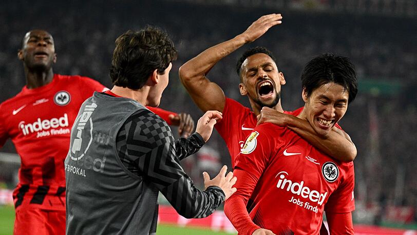 Frankfurt drehte die Partie in Stuttgart und steht im Pokalfinale.