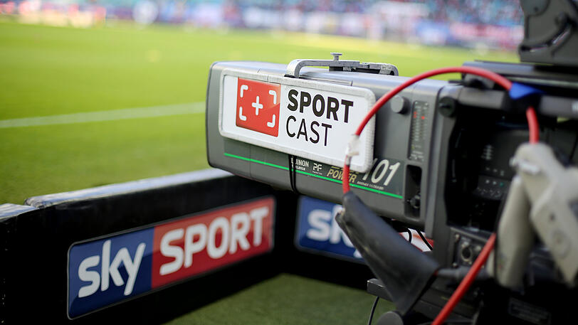 Bei der Übertragung eines Spiels des FC Bayern leistet sich der Pay-TV-Sender "Sky" eine peinliche Panne.