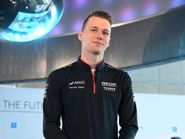 Formel-E-Pilot Maximilian Günther. Foto: Helmut Fohringer/APA/dpa/Archivbild