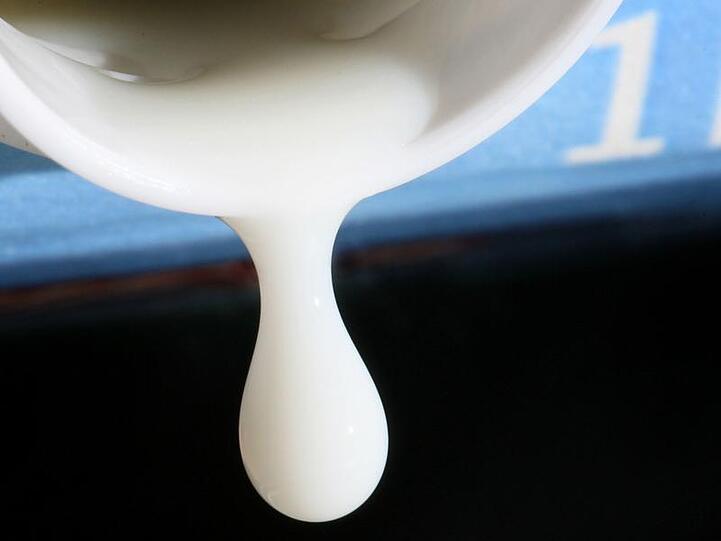 Milch - viele Menschen leiden an einer Laktose-Intoleranz