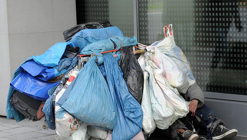 Am Mittwoch kam es zu einem folgenschwern Streit zwischen zwei Obdachlosen. (Symbolbild). Am Mittwoch kam es zu einem folgenschwern Streit zwischen zwei Obdachlosen. (Symbolbild).