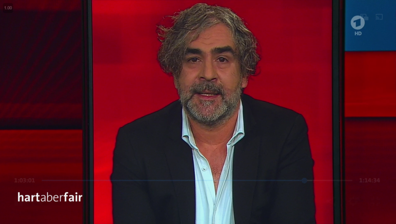 Deniz Yücel ist Journalist selbst Deutsch-Türke, saß ein Jahr in türkischer Haft und sieht Erdogan kritisch. Deniz Yücel ist Journalist selbst Deutsch-Türke, saß ein Jahr in türkischer Haft und sieht Erdogan kritisch.