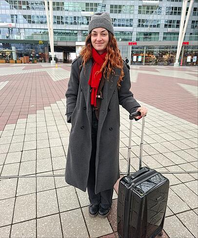 Norma Khalil ist eine der wenigen Lufthansa-Flugg&auml;ste, deren Verbindung nicht gestrichen wurde.