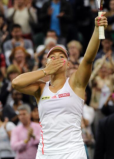 Sexy Tennis-Hoffnung: So verzaubert Angelique Kerber Wimbledon. Die schönsten Bilder!