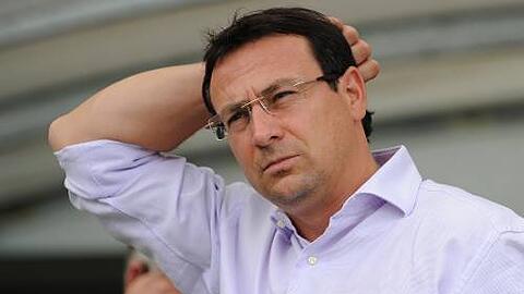 Ein nachdenklicher Club-Manager: Nach dem Fehlstart in die Saison schließt Martin Bader weitere Neuzugänge nicht mehr kategorisch aus.