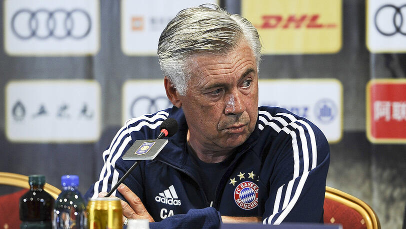 Carlo Ancelotti bei der Pressekonferenz. Carlo Ancelotti bei der Pressekonferenz.