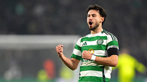 Das ehemalige Bayern-Talent Nicolas Kühn ist bei Celtic Glasgow richtig durchgestartet - und trifft nun auf seinen Ex-Klub.